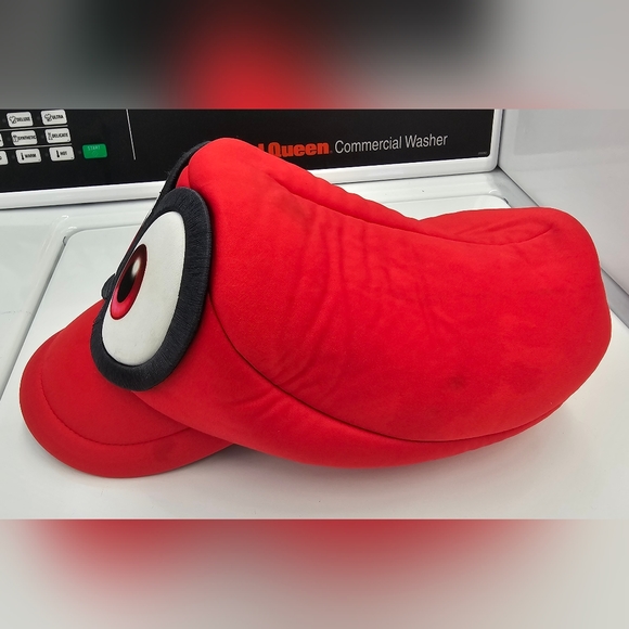 Retro 2017 Super Mario odyssey cappy red with big eye cosplay hat - Picture 3 of 5